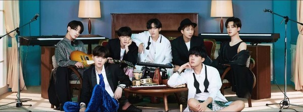 [사진=방탄소년단 공식 SNS]