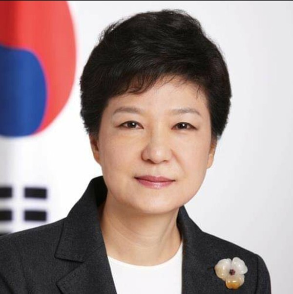 [사진=박근혜 전 대통령 공식 SNS]