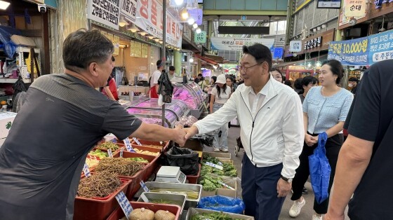 김교흥 국회의원, 추석 앞두고 전통시...