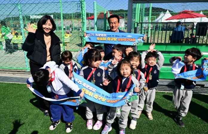 논산시, “작은 발로 찬 큰 꿈”40...