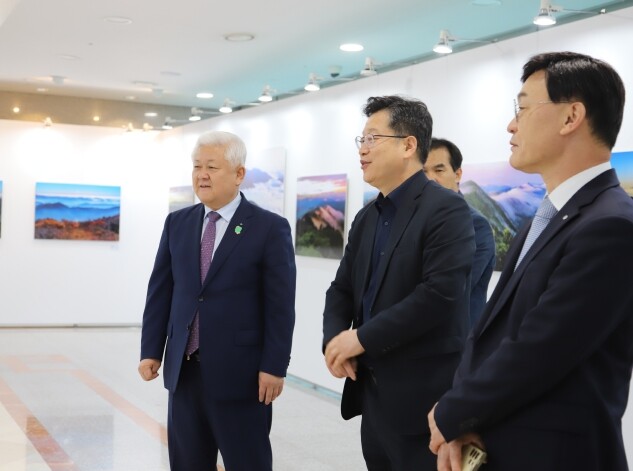 안호영 위원장, “덕유산의 50년, ...