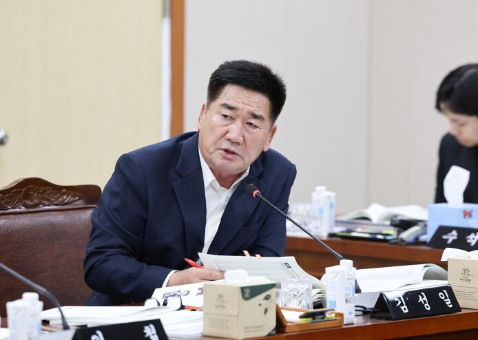 전라남도의회 김성일 의원, 전임 센터...