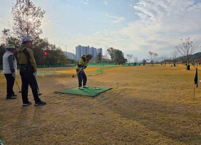 제1회 고성군수배 파크골프대회 성황리...