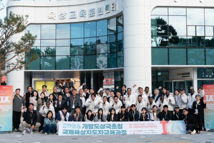 예천군 육상교육훈련센터 개관 후 첫 ...