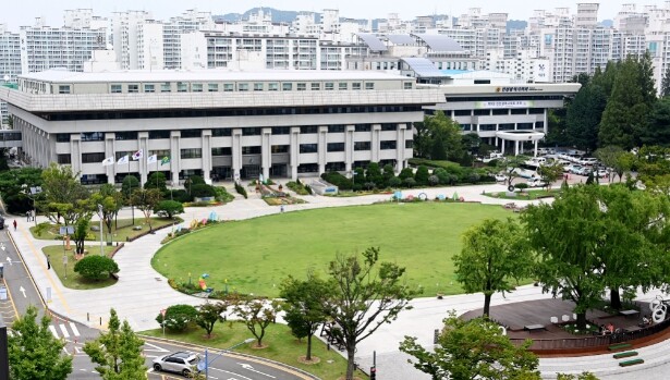 인천이 최초로 거리 공해 정당현수막 ...