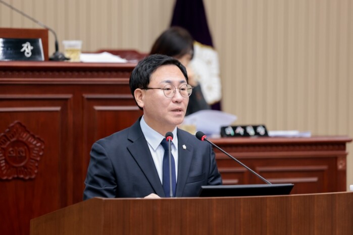 구리시의회 김성태 부의장, 5분 자유...