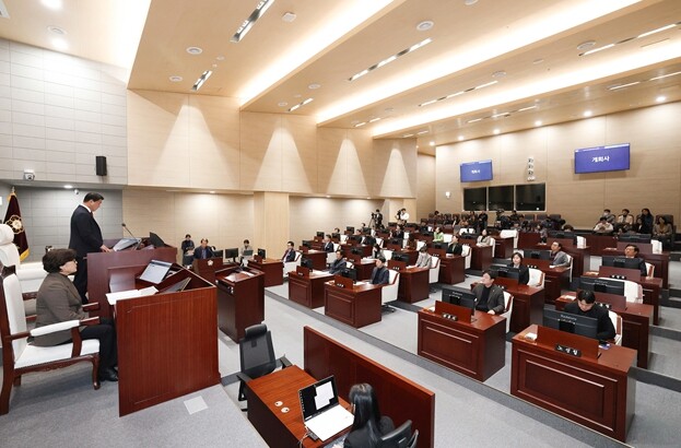 동작구의회, 제345회 임시회 개회