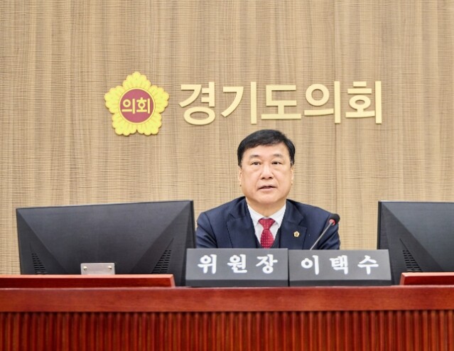 경기도의회 이택수 의원, 학교 복도 ...